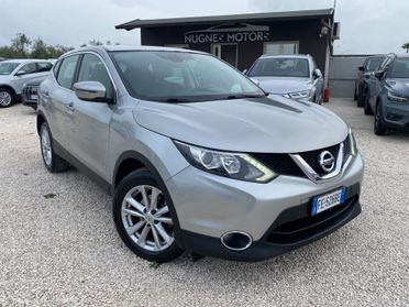 Nissan Qashqai 1.5 dCi Tekna GANCIO TRAINO,TELECAMERE 360*,NEOPATENTATI UNICO PROPIETARIO
