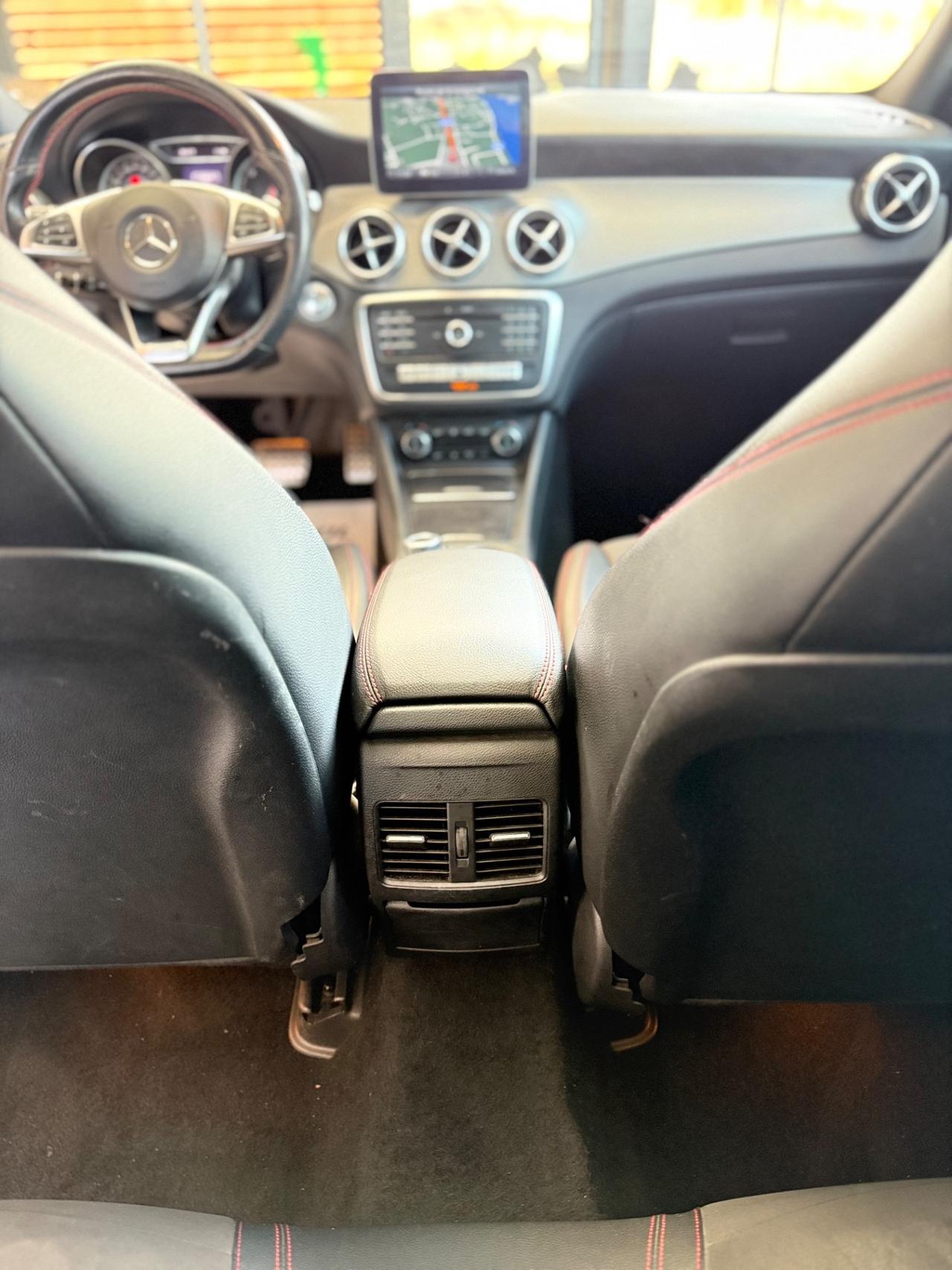 Mercedes-benz GLA 200 d Automatic 4Matic Premium