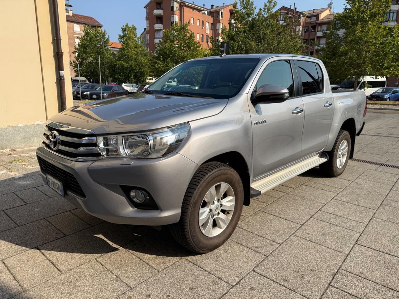 Toyota Hilux 2.4 D-4D 4WD 4 porte Double Cab Comfort