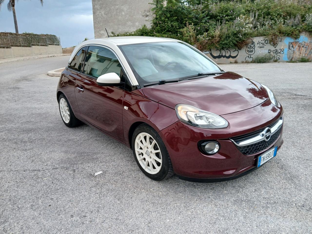 Opel Adam 1.2 Glam