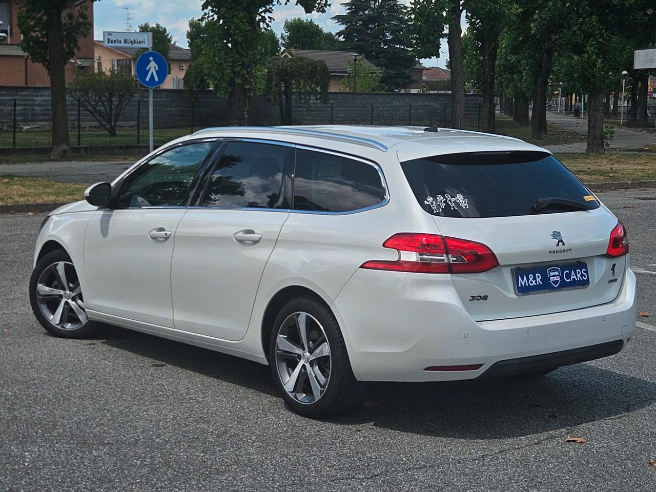 Peugeot 308 BlueHDi 120 CV Bianco Perla E6B