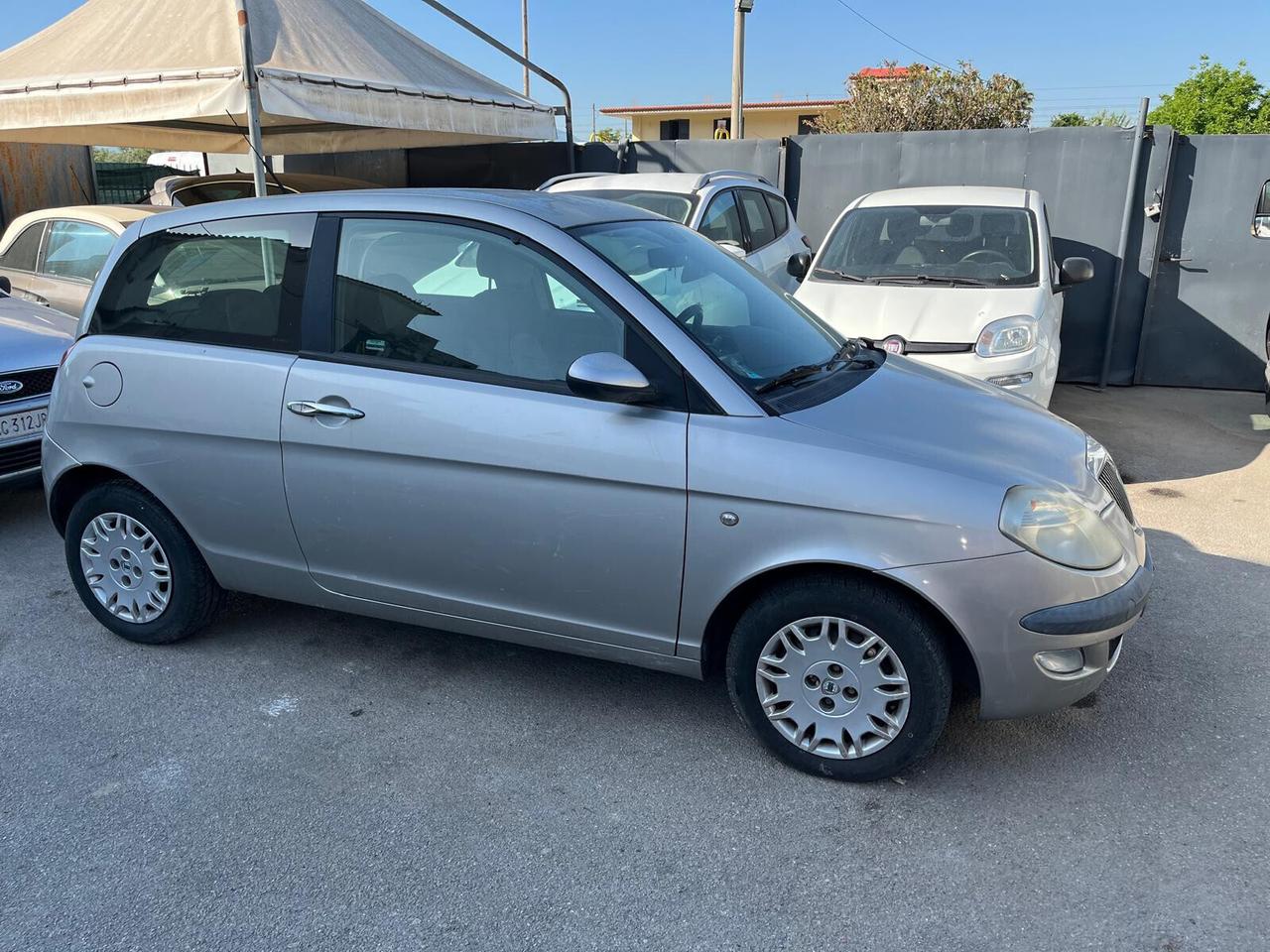 Lancia Ypsilon 1.2 oro km 88000