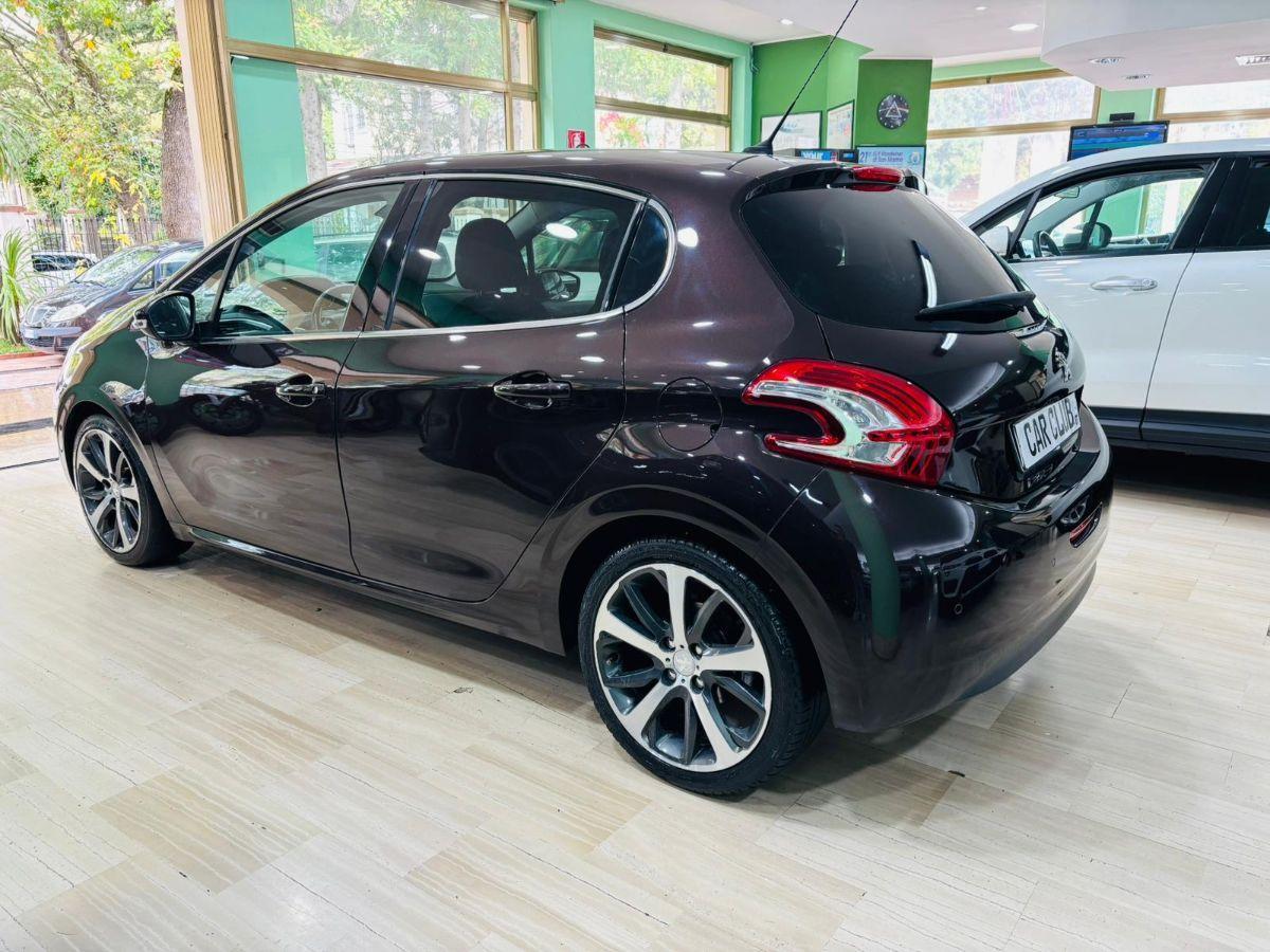 Peugeot 208 1.6 VTi 120 cv 5p. Allure Navi