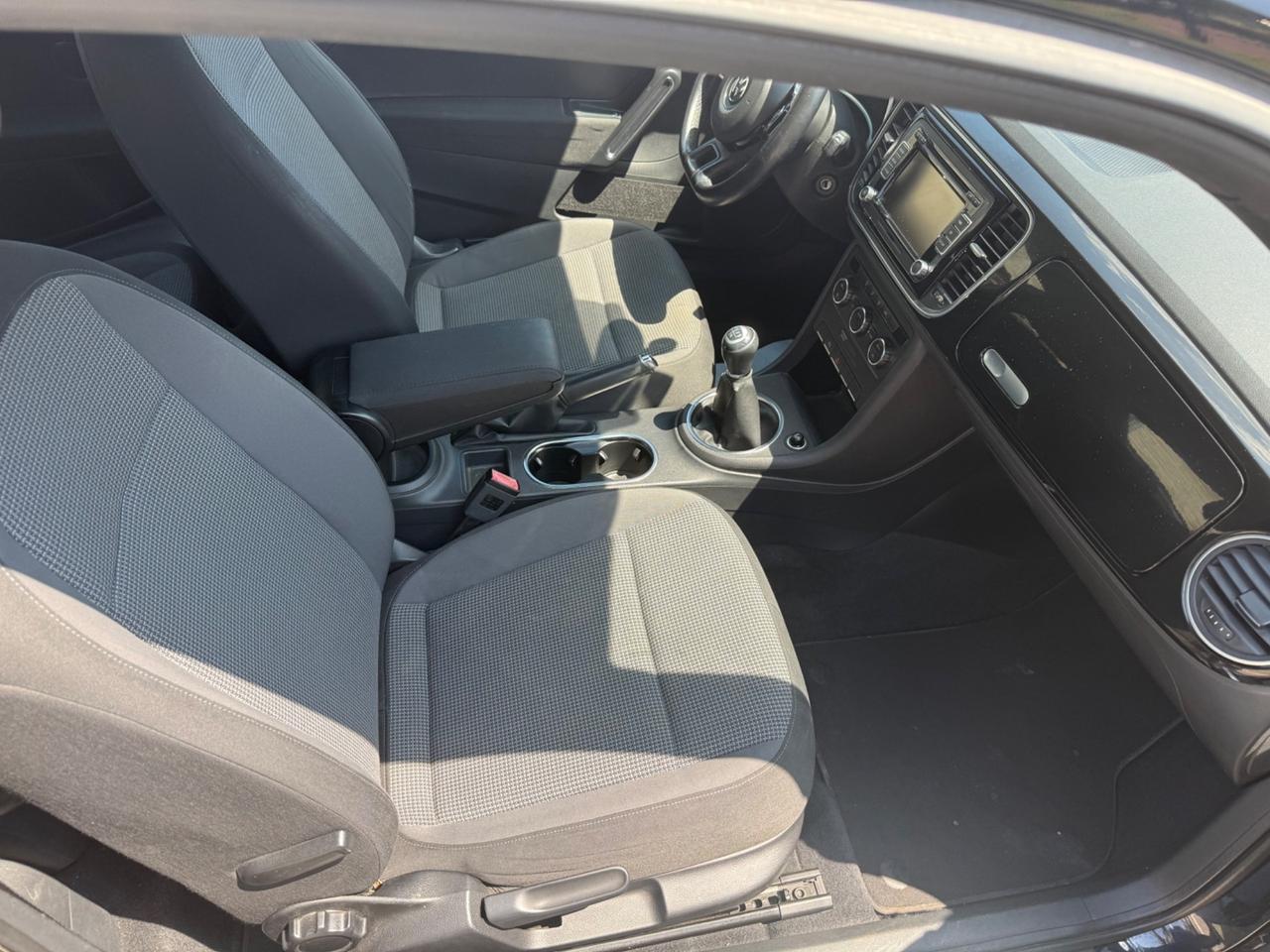 Volkswagen Maggiolino 1.6 TDI Design