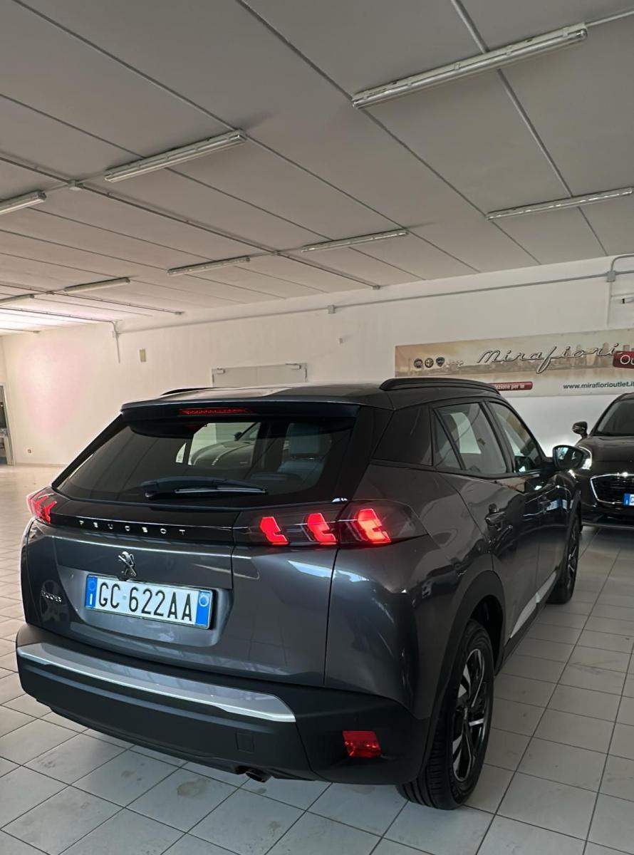 PEUGEOT - 2008 - BlueHDi 100 S&S Allure Navi Pack