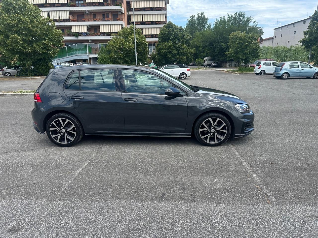 Volkswagen Golf Business 1.6 BlueTDI 110 CV 5p. Comfortline