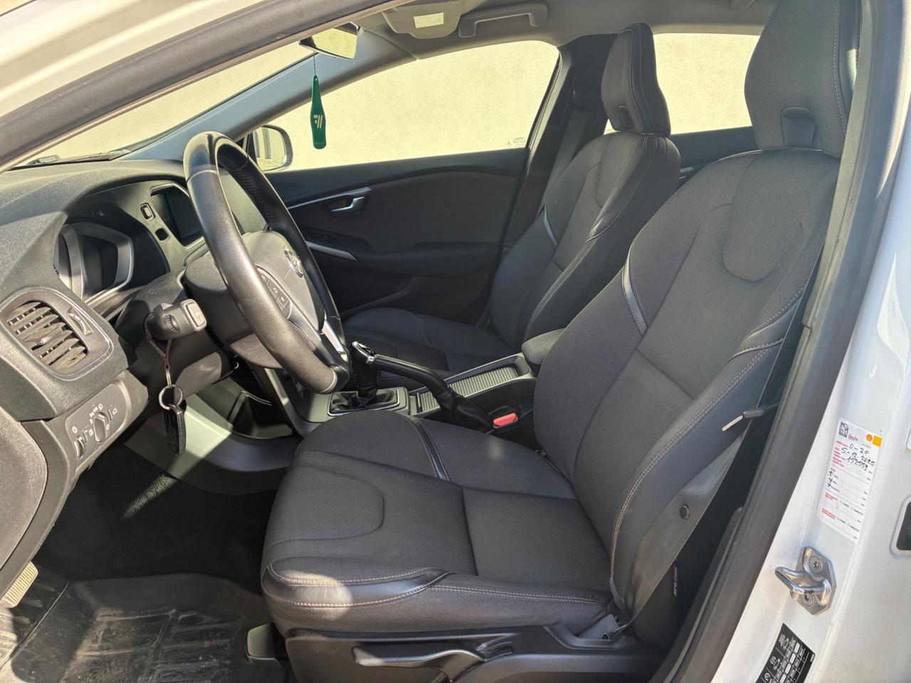 Volvo V40 Cross Country D2 Geartronic