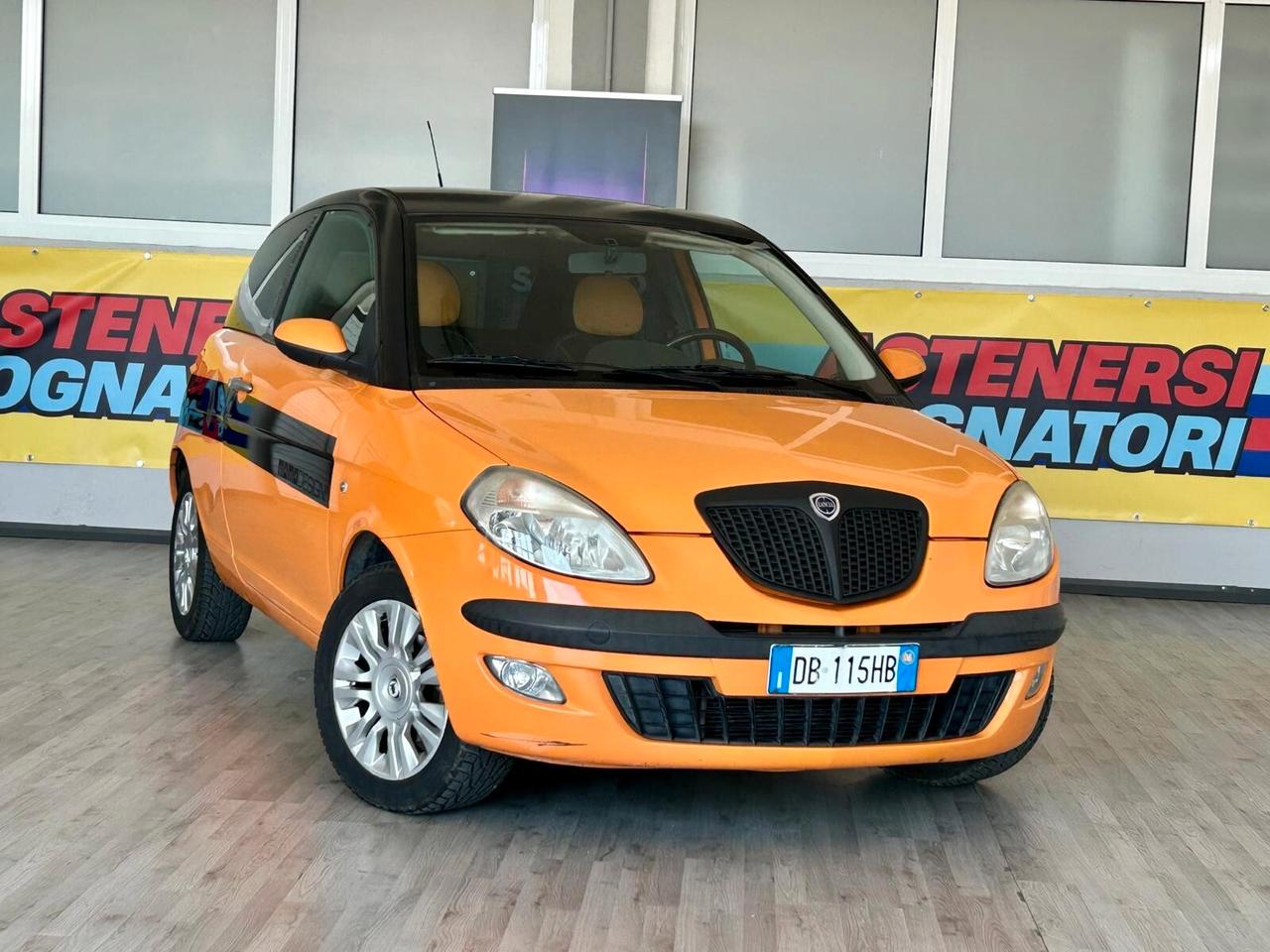 Lancia Ypsilon *MOMO DESIGN*80.000KM*TAGLIANDATA*REVISIONE*TOP PRIMA MACCHINA* NEOPATENTATI*