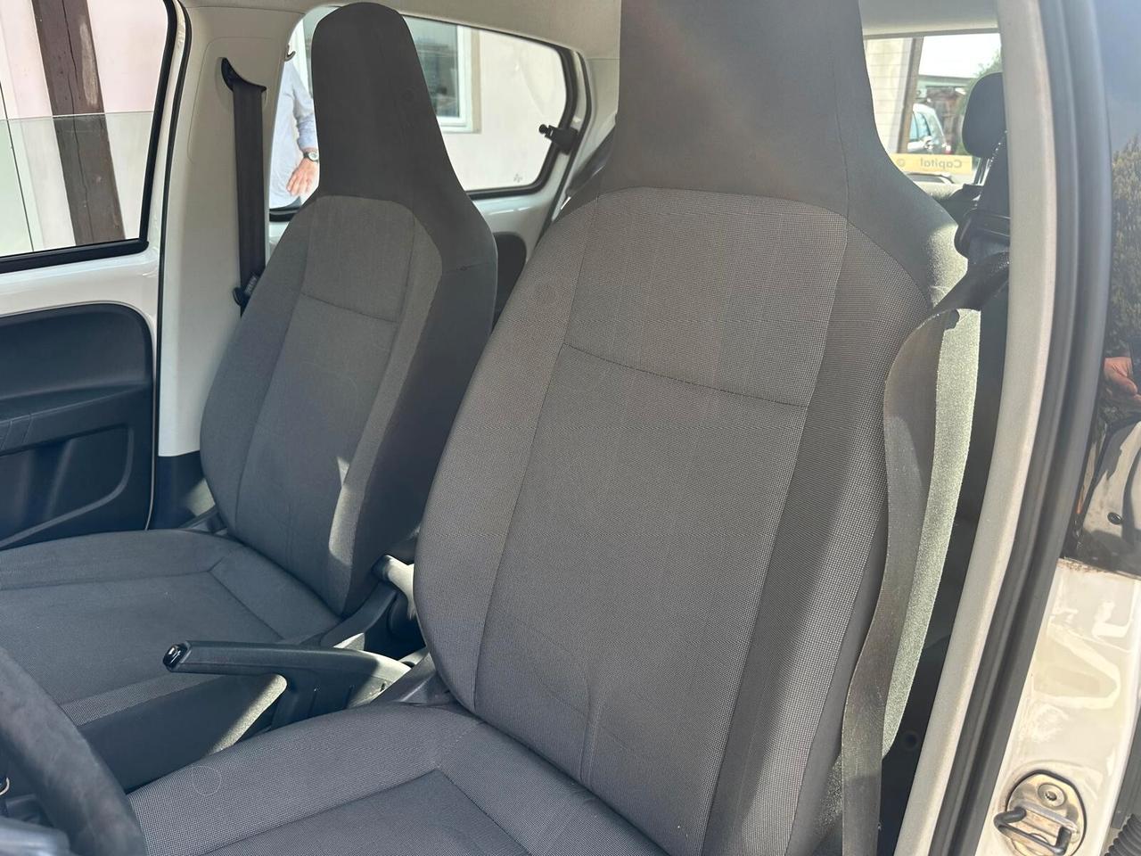 Volkswagen up! 1.0 75 CV 5p. move