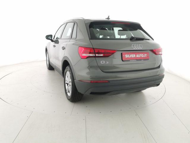 AUDI Q3 35 TDI S tronic Business