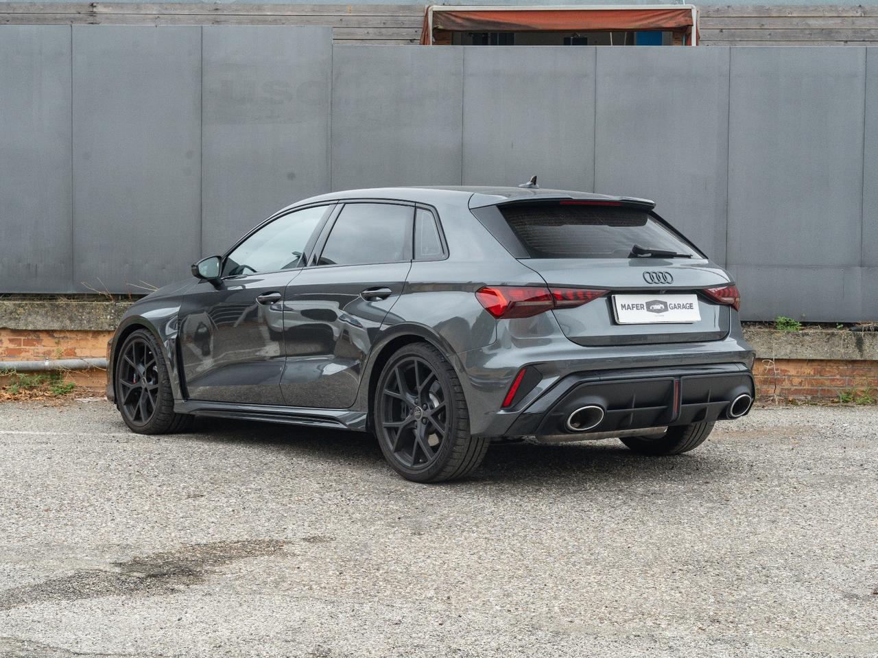 Audi A3 RS 3 SPB TFSI quattro S tronic