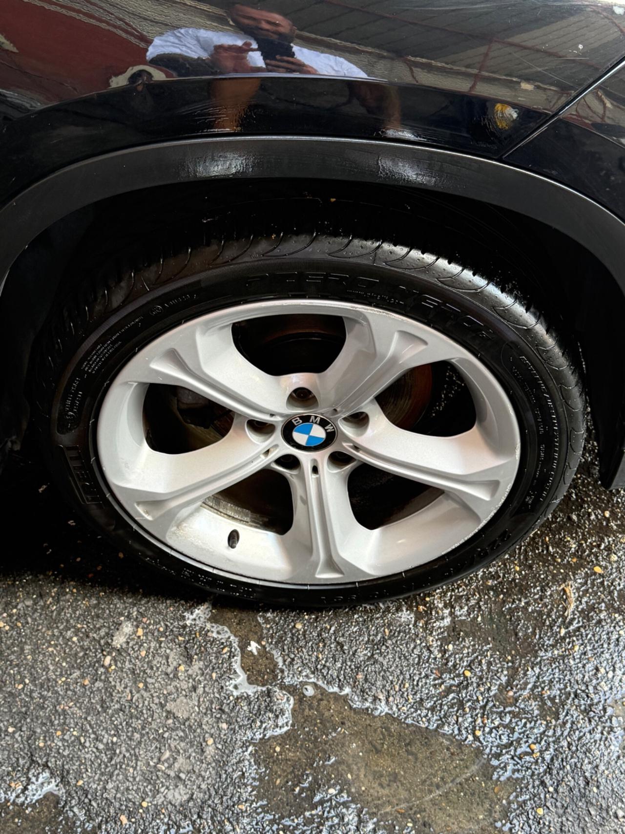 X1 xDrive18d Futura-unipro-130 mila km -rate