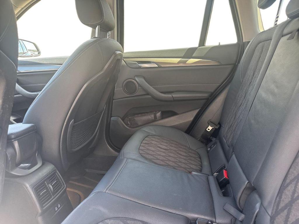 BMW X1 16 d xLine sDrive Steptronic
