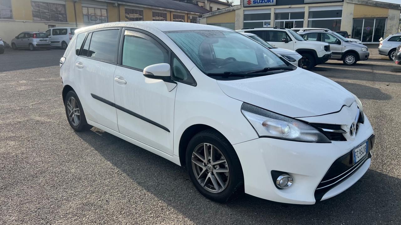 Toyota Verso 1.6 D-4D Style PER OPERATORE DEL SETTORE