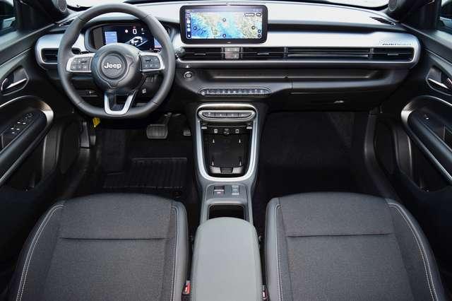 Jeep Avenger 1.2 Turbo e-hybrid mhev fwd 101 cv eDCT6 Summit