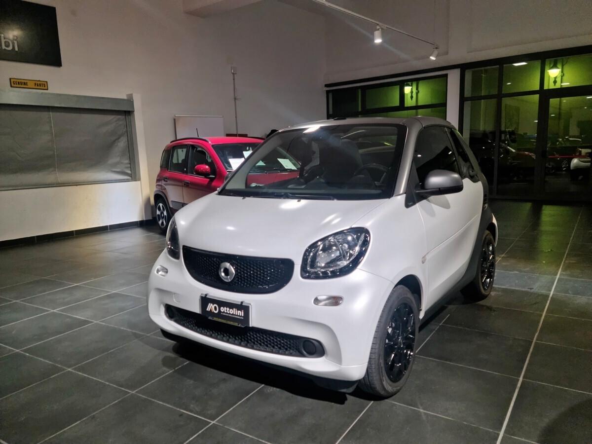 Smart ForTwo Cabrio 900 AUTOMATICA GARANZIA 5 ANNI