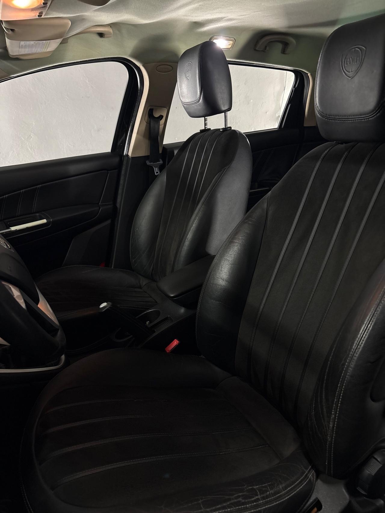 Lancia Delta 1.4 T-Jet 120 CV Oro Ecochic GPL