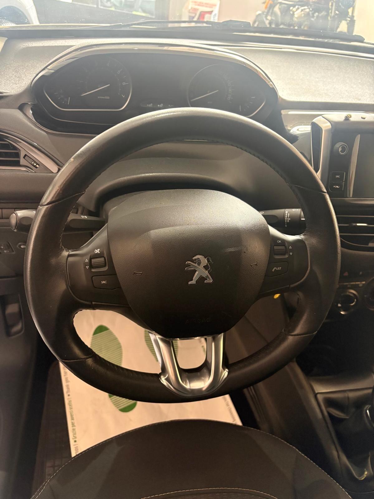 Peugeot 208 PureTech 82 5p. GPL Active