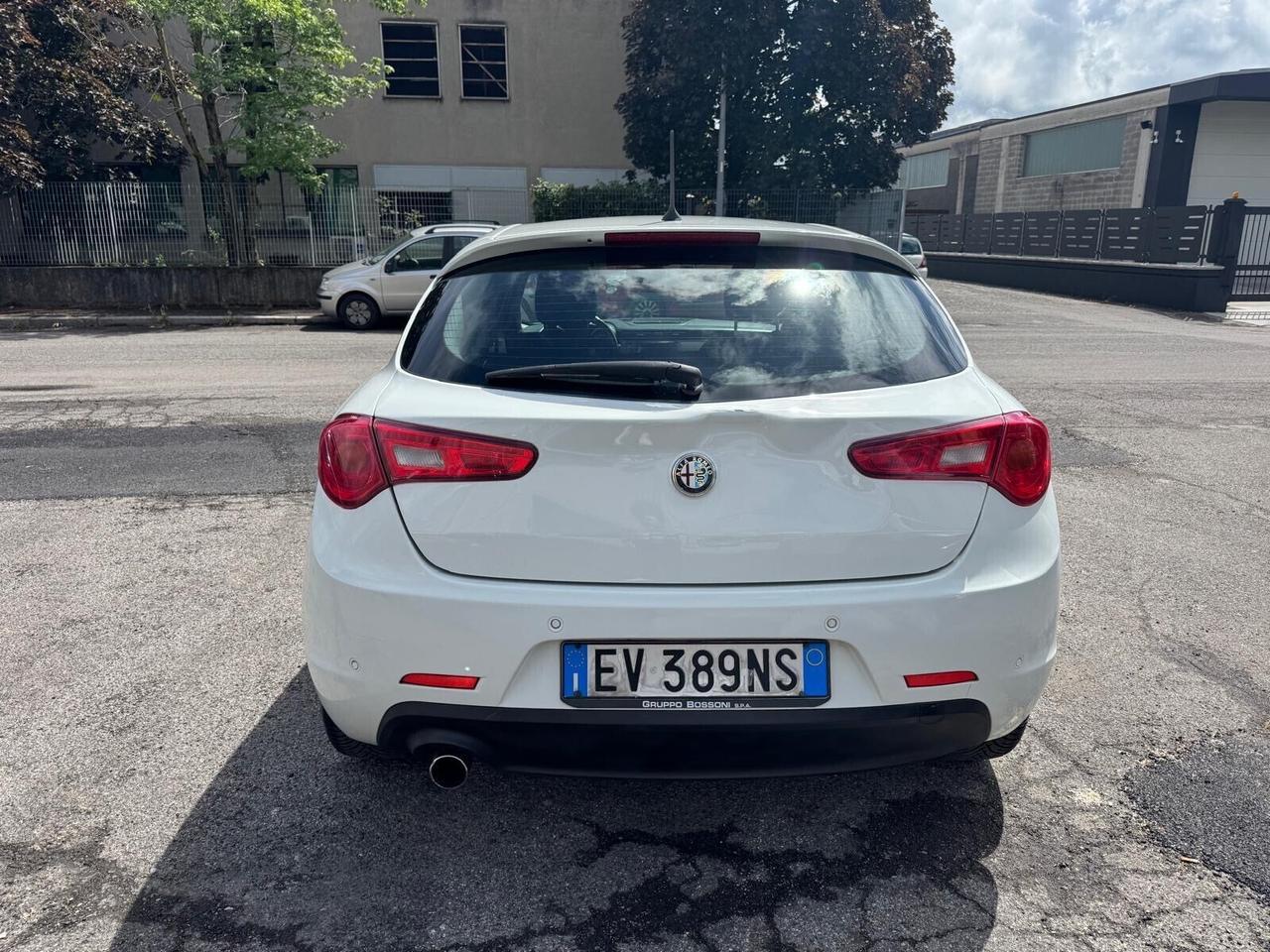 Alfa Romeo Giulietta Distinctive 1.6 jtdm 105cv