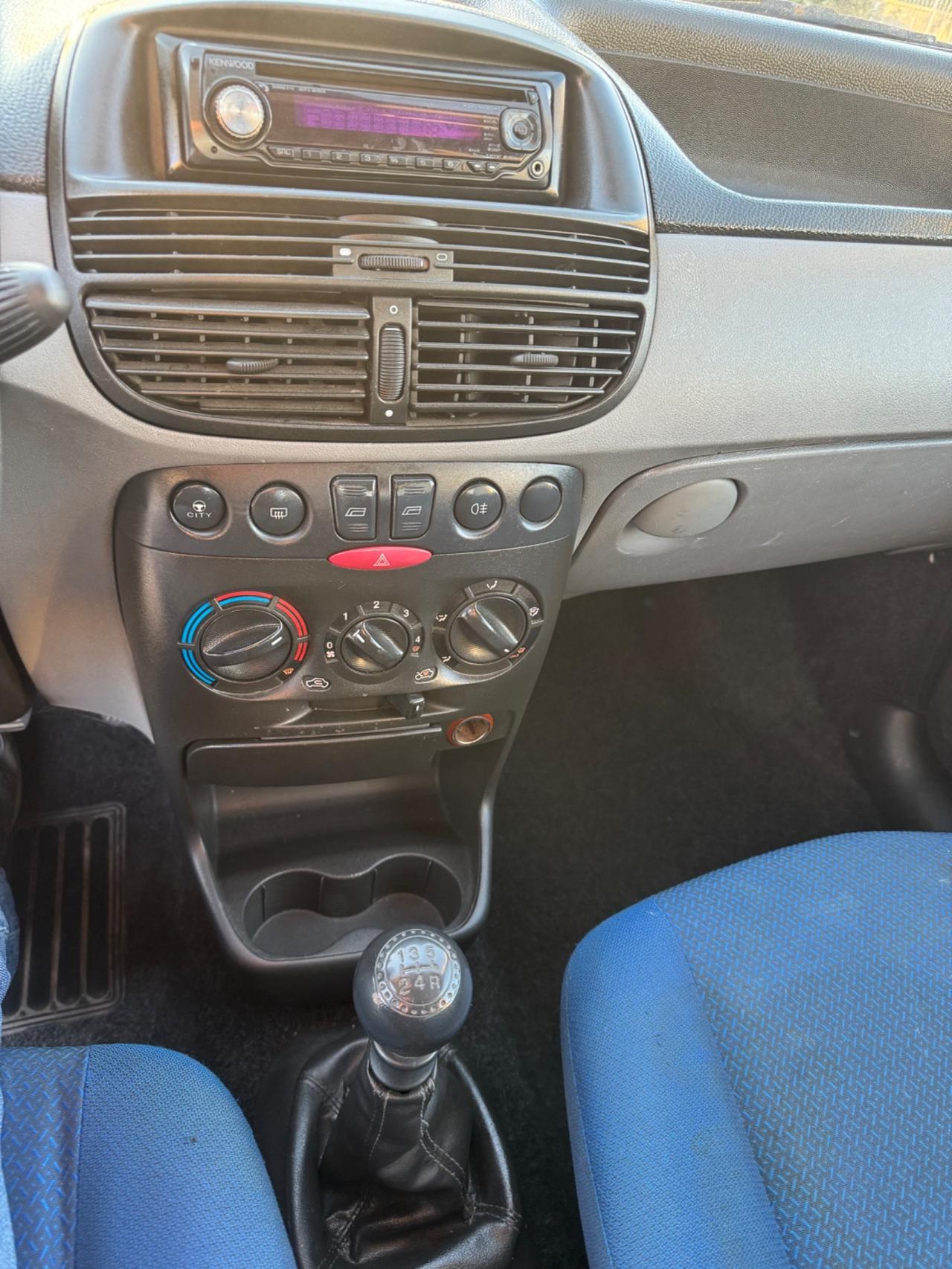 Fiat Punto 1.2i 16V cat 3 porte ELX