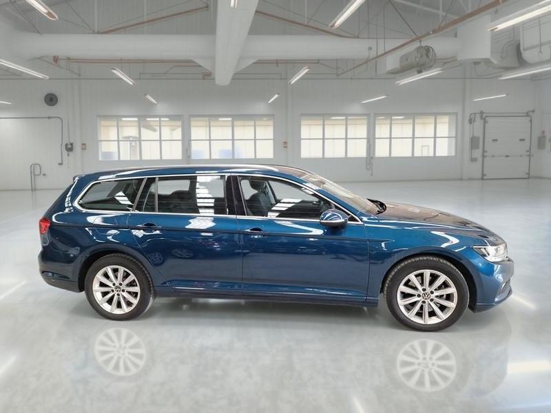 VOLKSWAGEN PASSAT VARIANT 2.0 TDI SCR EVO 110 KW BUSINESS DSG STATION WAGON