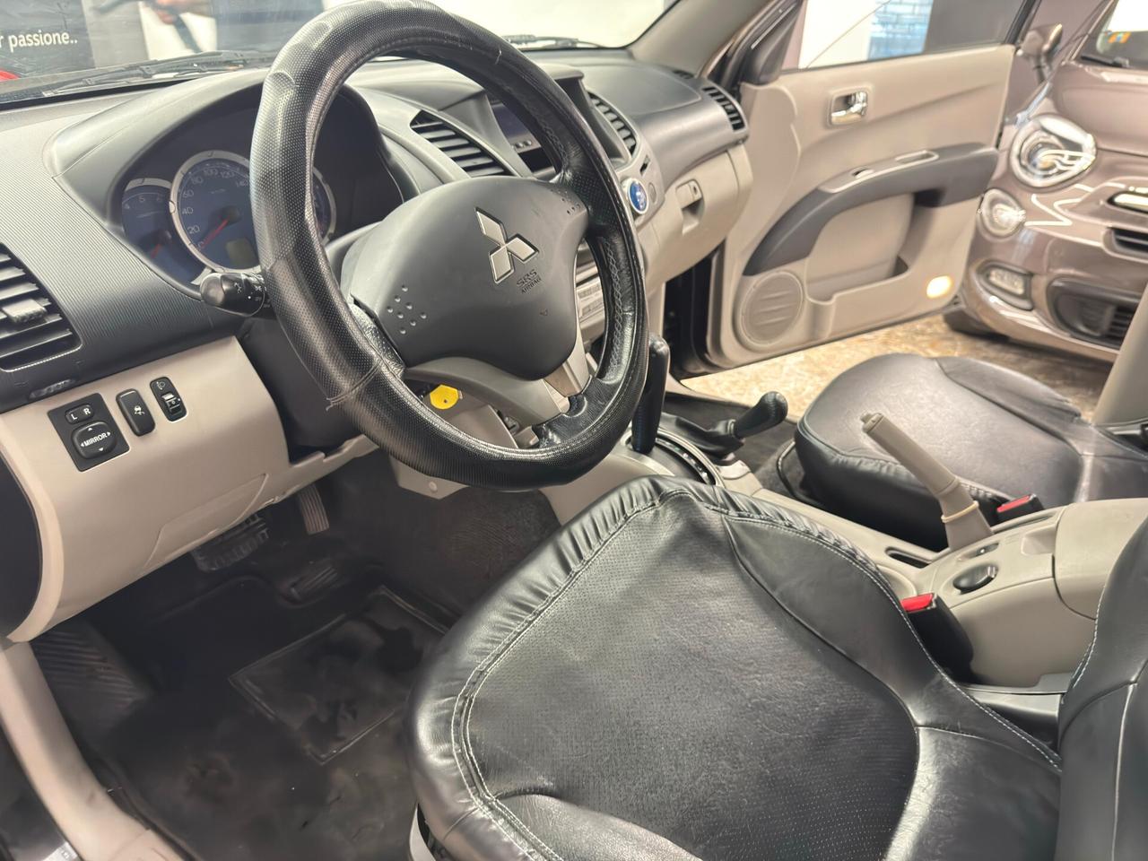 Mitsubishi L200 2.5 DI-D/136CV Double Cab Intense 2008