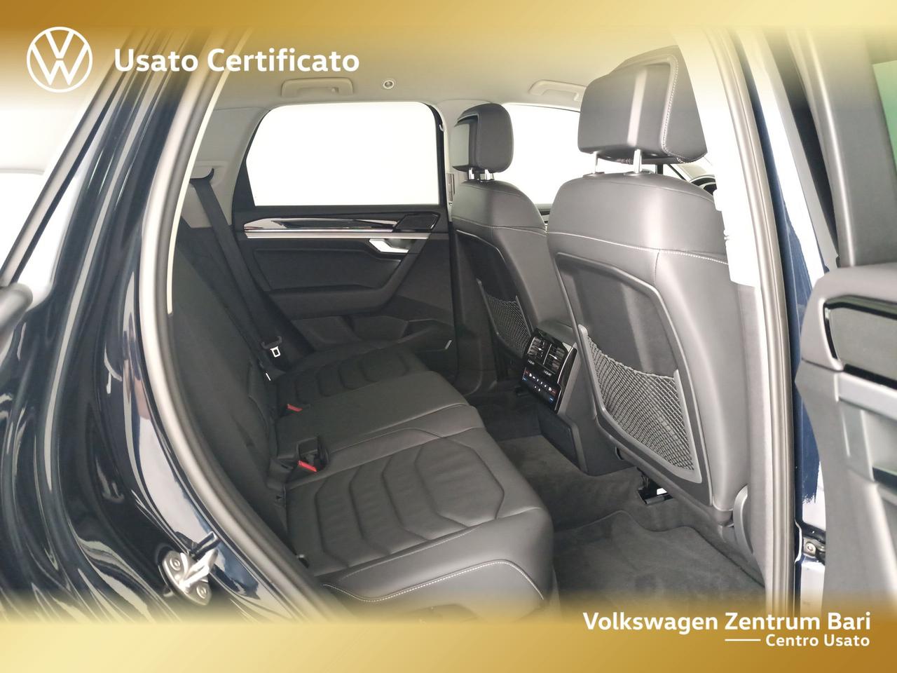 Volkswagen Touareg 3.0 v6 tdi elegance r-line exterior pack 231cv tiptronic