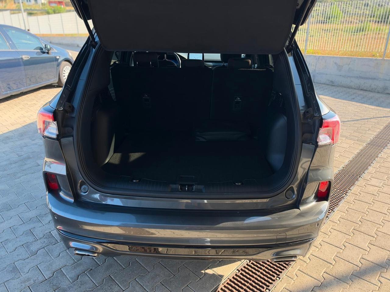 FORD KUGA 2.0 TDCI ST-LINE 120CV