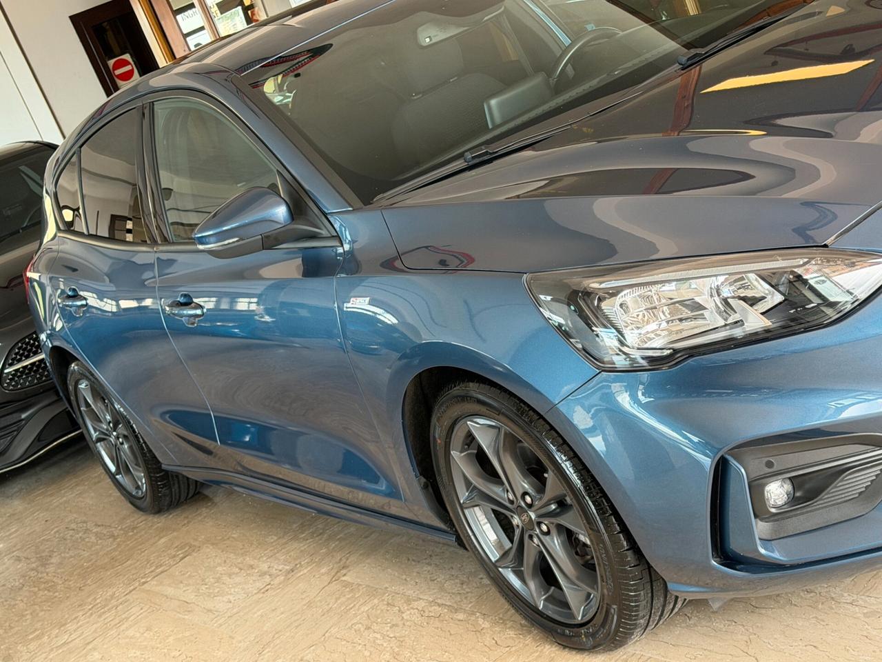 Ford Focus 1.5 ECOBLUE 120 cv. 5 porte ST LINE (Nav)