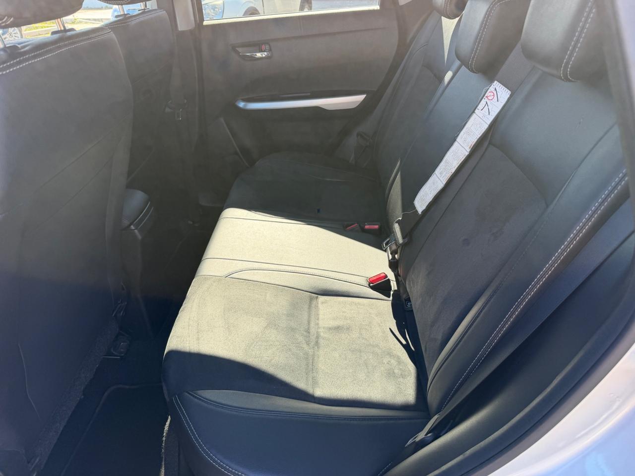 Suzuki Vitara 1.6 DDiS 4WD AllGrip DCT V-Top