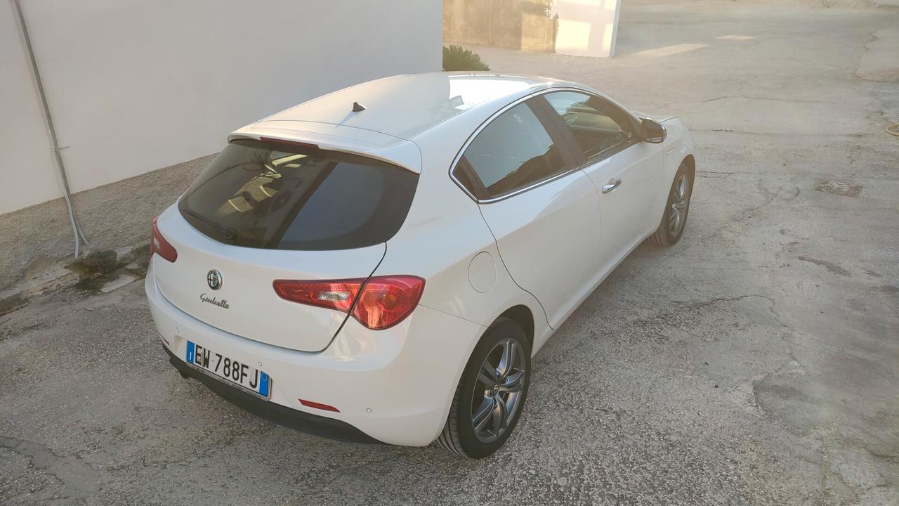 Alfa Romeo Giulietta 1.6 JTDm-2 105 CV Progression