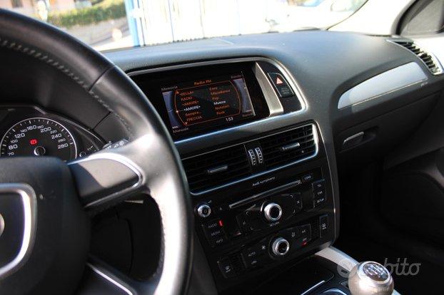 Audi Q5 2.0 tdi 150cv fari bixeno