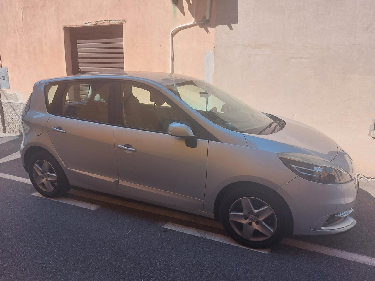 Renault Scenic Scénic XMod 1.5 dCi 110CV Wave
