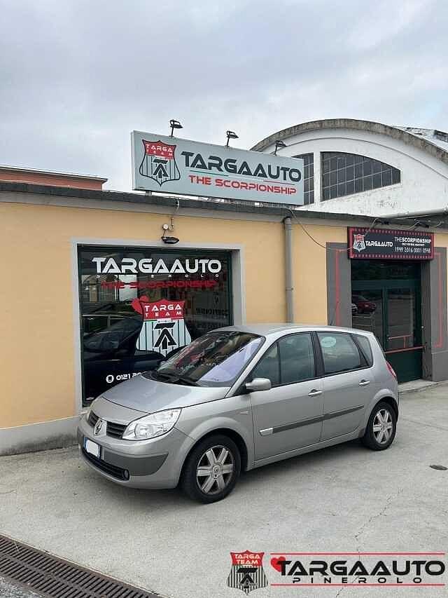Renault Scenic 1.6 16V Confort Dynamique