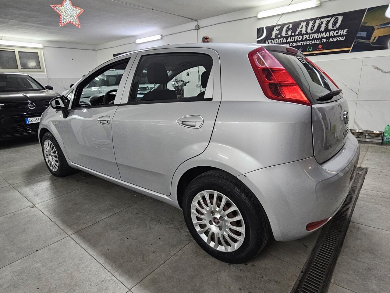 FIAT PUNTO STREET 1.3 M-JET 2016 CON 126.000KM