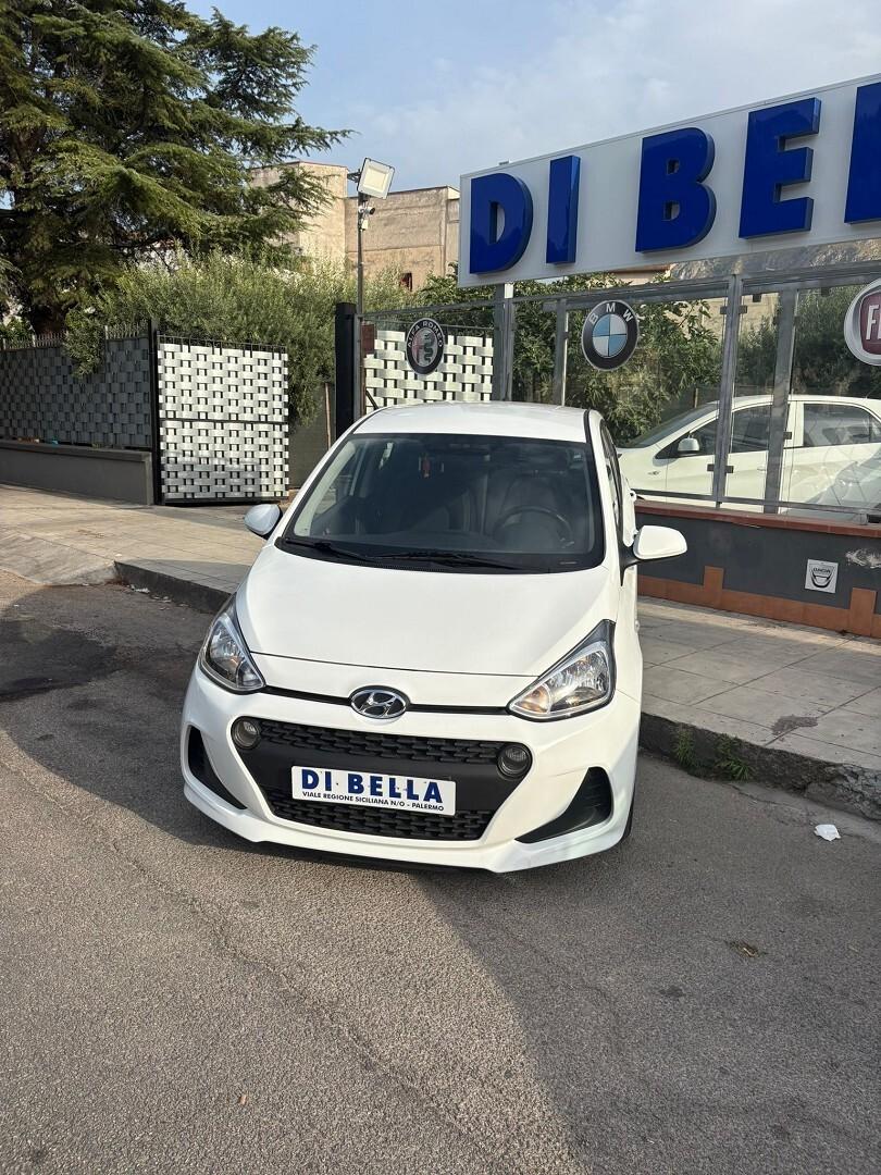 Hyundai i10 benzina 1.0 2020