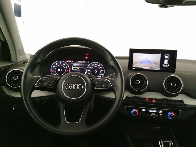 Audi Q2 40 2.0 tfsi Admired Advanced quattro s-tronic