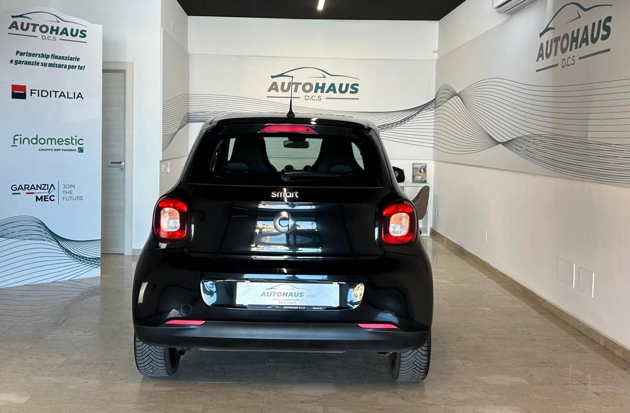Smart ForFour 1.0 Prime tot black