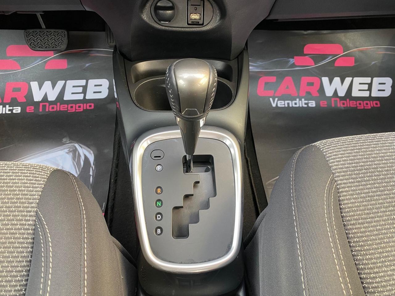 TOYOTA YARIS 1.5 Hybrid 5 porte Style CAM 2016