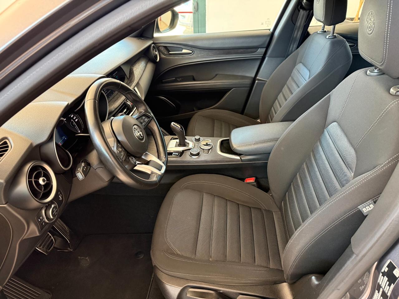 Stelvio 2.2 Turbodiesel 190 CV AT8 Q4 Business