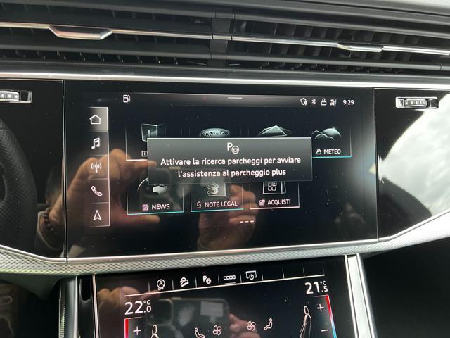 AUDI RS Q8 TFSI V8 quattro tiptronic