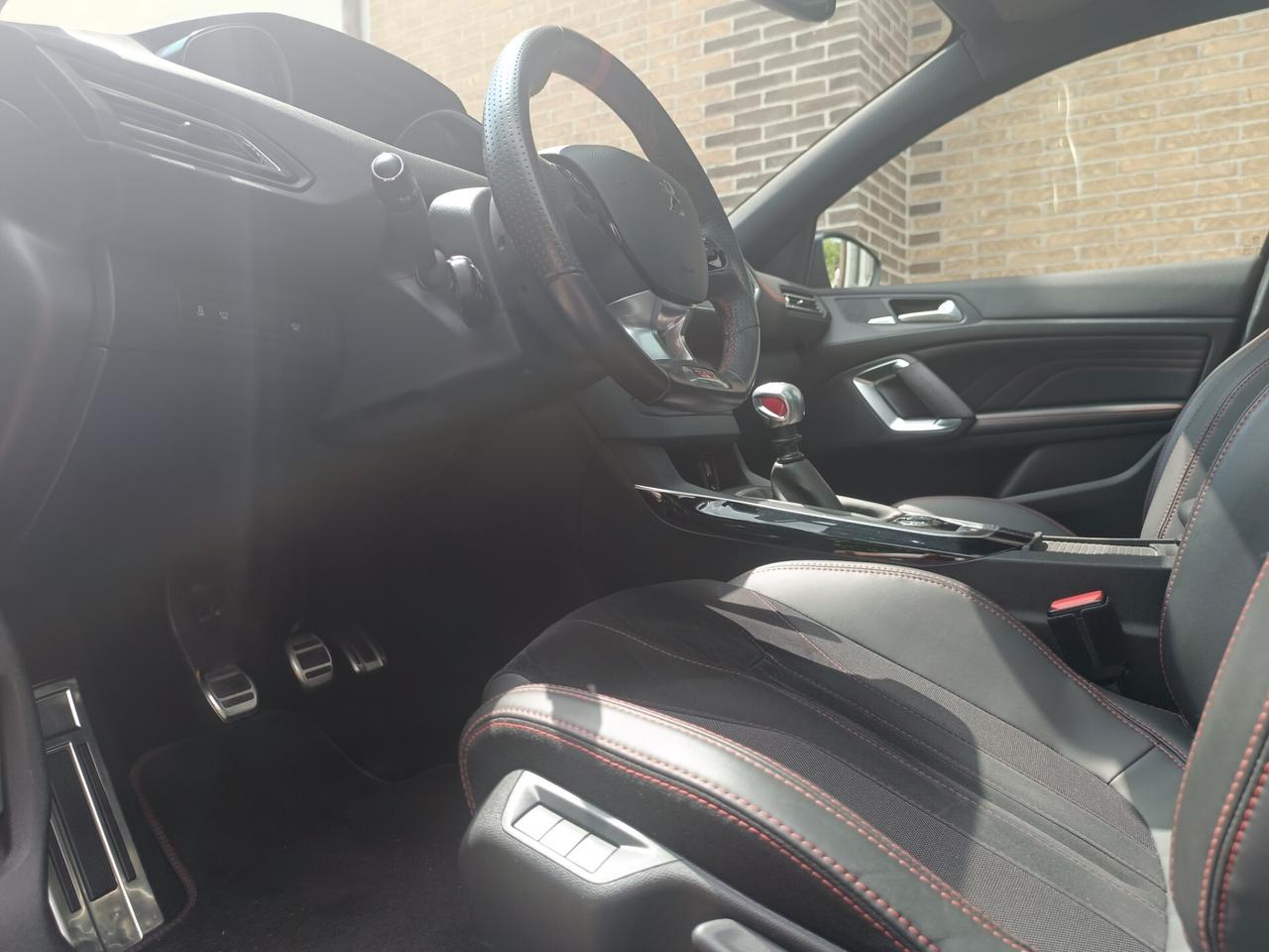 Peugeot 308 THP 272 CV by Peugeot sport maniacale
