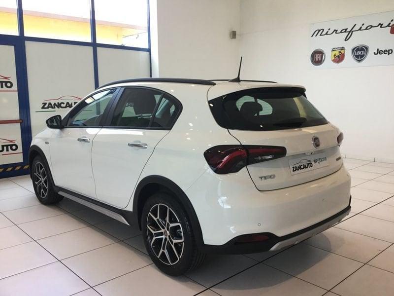 FIAT Tipo 1.5 Hybrid DCT 5 porte Cross