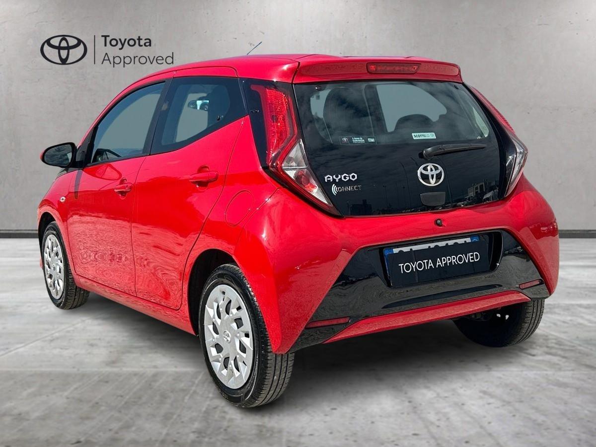TOYOTA Aygo 2ª serie - Aygo Connect 1.0 VVT-i 72 CV 5 porte x-cool