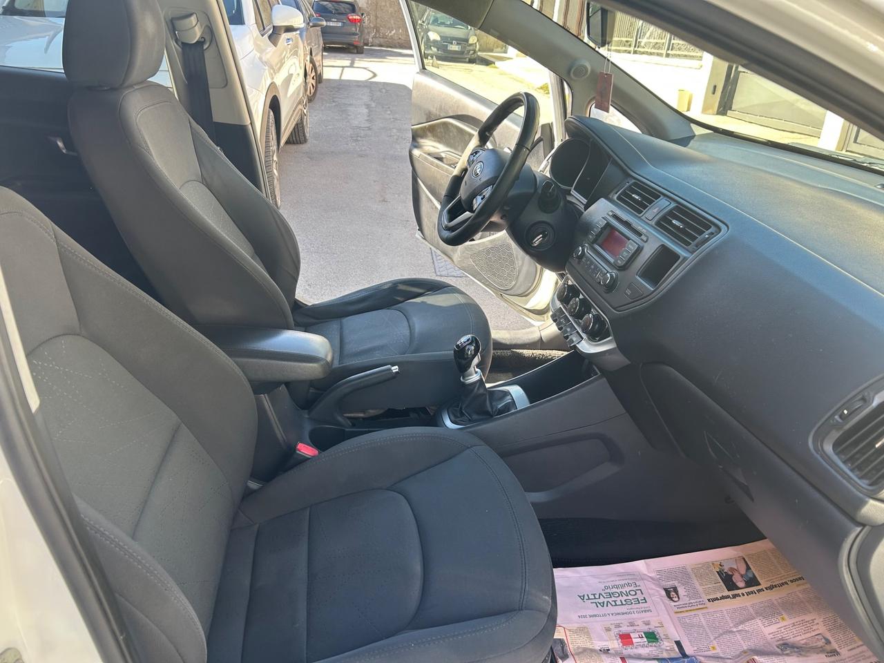 Kia Rio 1.4 CRDi 5p. Cool