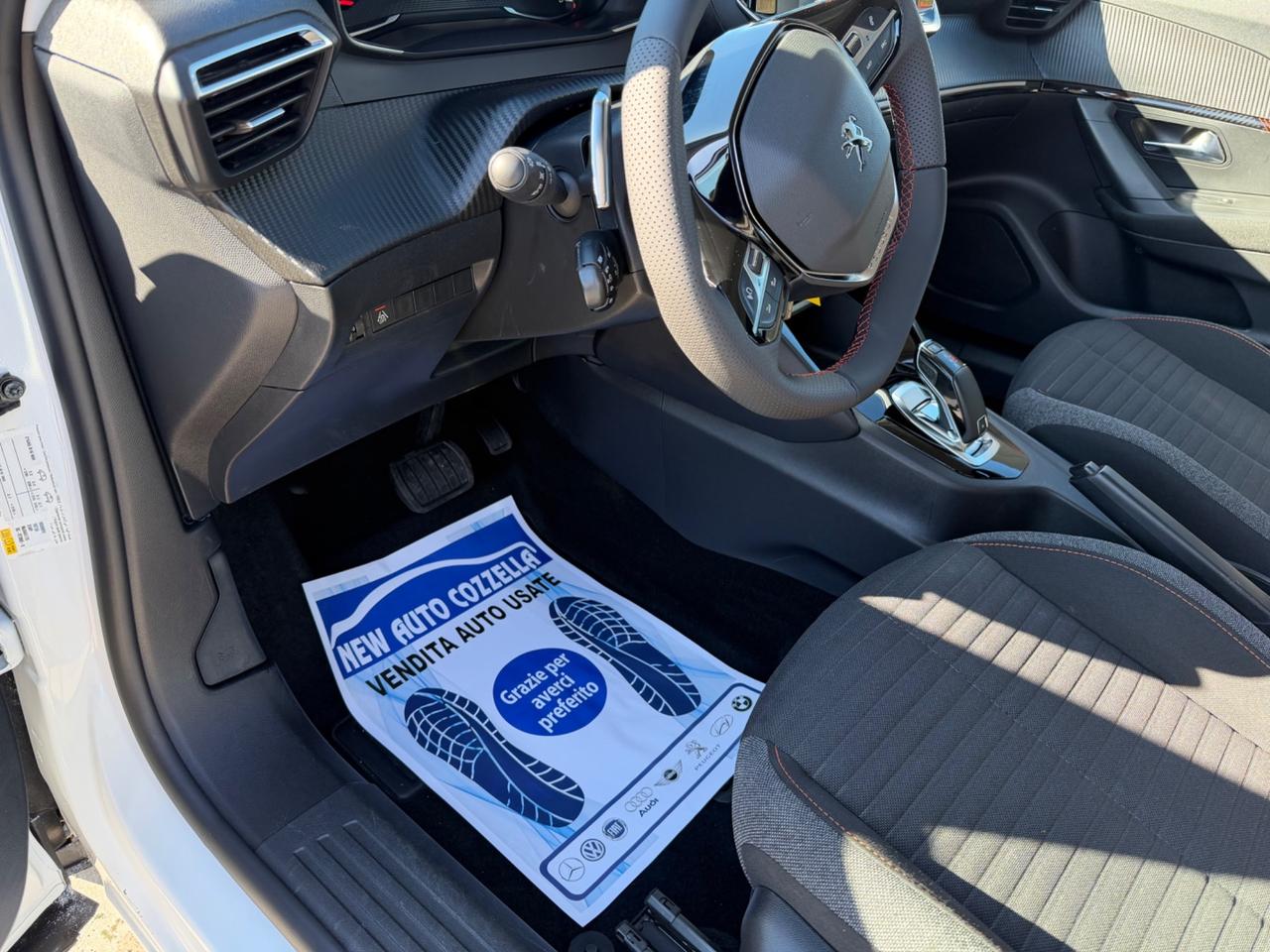 Peugeot 2008 BlueHDi 130 S&S EAT8 Allure