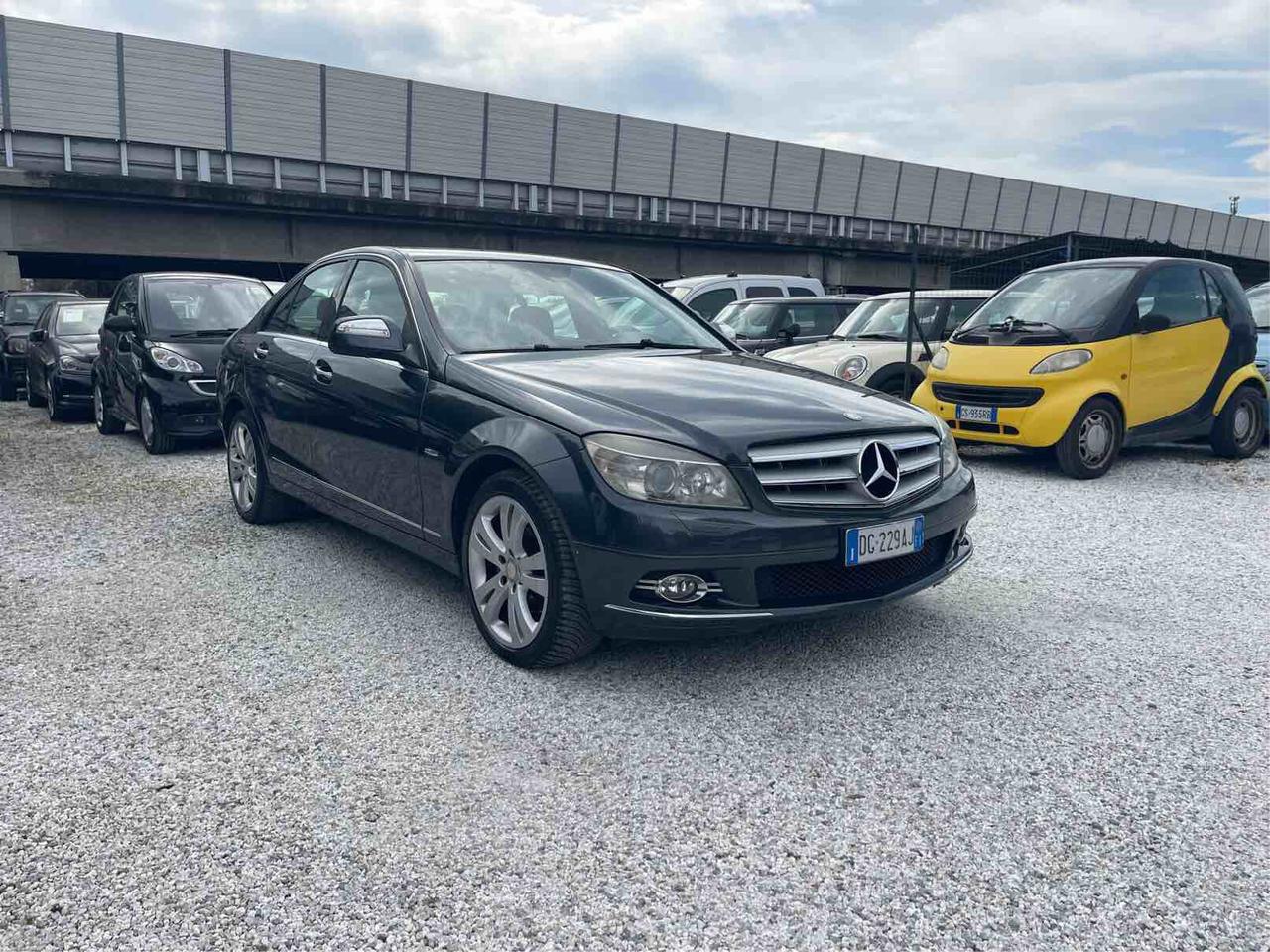 MERCEDES BENZ - C 220 - AUTOMATICA - AVANGARDE