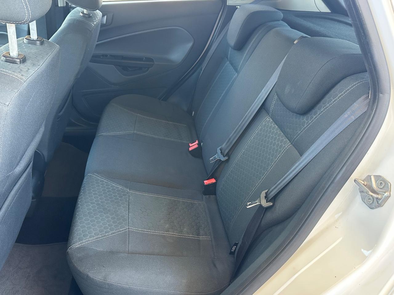 Ford Fiesta 1.4 5 porte Bz.- GPL Titanium