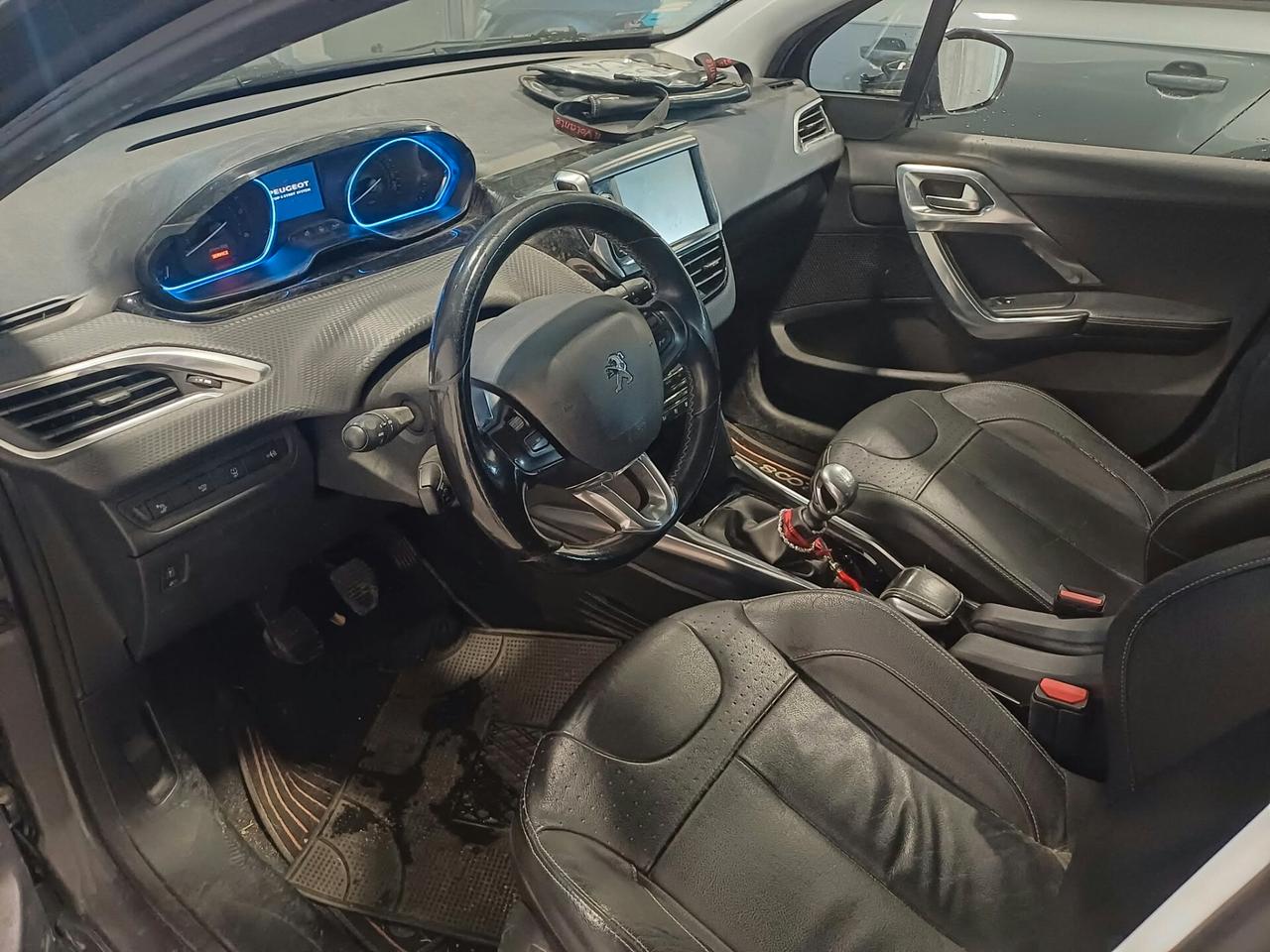 Peugeot 2008 BlueHDi 120 S&S Black Matt