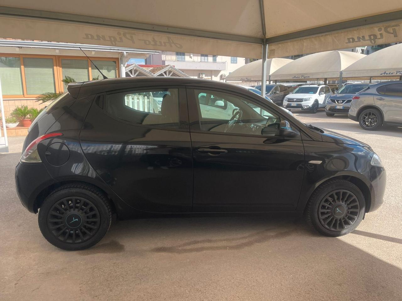 Lancia Ypsilon 1.2 69 CV 5 porte GPL Ecochic
